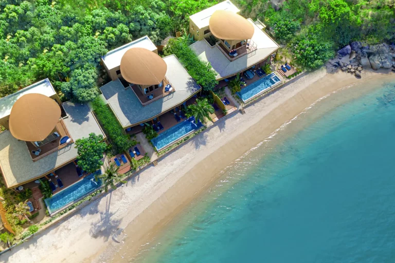 Vietnam Luxury Resort for families and couples in ninh van bay
