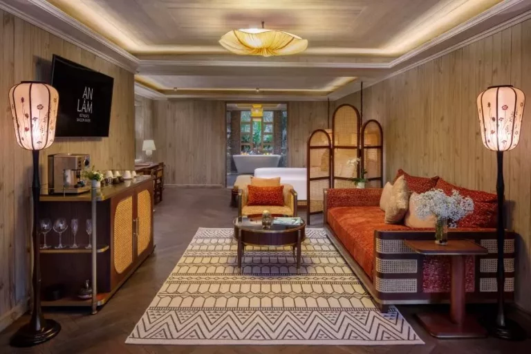 An Lam Retreats Saigon River - River View Suite-Livingroom